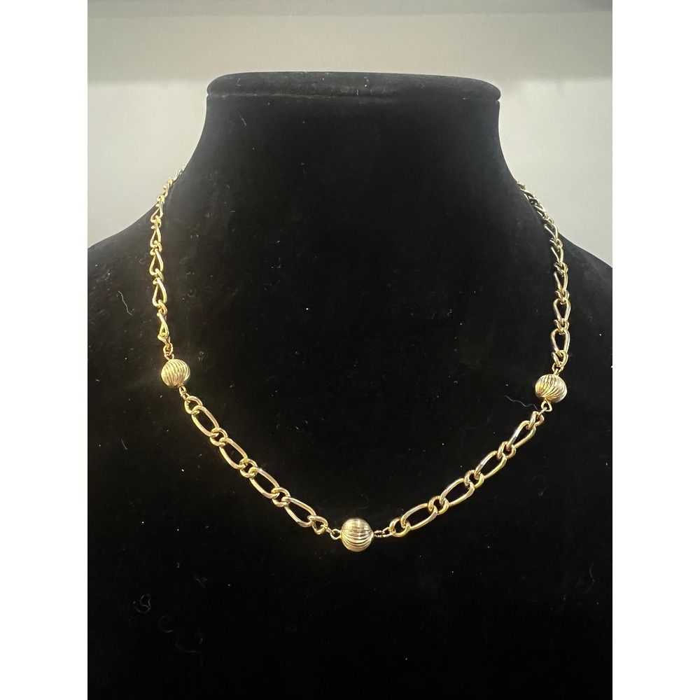 Medici Gold Tone Figaro Chain Necklace with Ribbed Beads 18 Inch Modern Elegant
